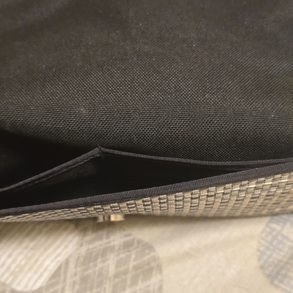 Designs By ERICA SANTA FE Black and Silver Woven Clutch/TRAVEL FOLDER - Picture 3 of 4